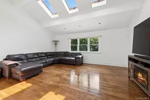 24-56 Little Neck Blvd, Bayside, NY 11360 - Photo 11