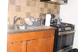 87-30 204th St, Hollis, NY 11423 - Photo 11