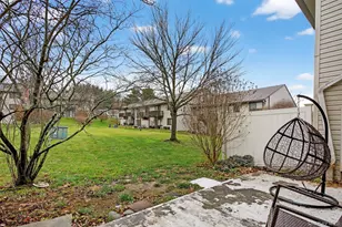 8 Knightsbridge, Poughkeepsie, NY 12603 - Photo 23