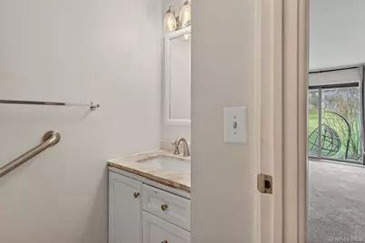 8 Knightsbridge #A, Poughkeepsie, NY 12603 - Photo 13