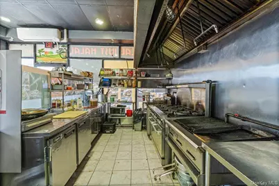 20502 Hillside Avenue, Hollis, NY 11423 - Photo 17