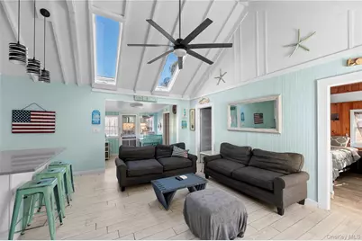 987 Surfview Walk, Ocean Beach, NY 11770 - Photo 7