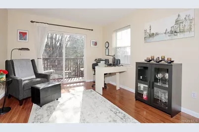 262 E Crooked Hill Road, Pearl River, NY 10965 - Photo 21