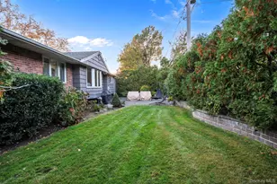 158 Old Courthouse Rd, Manhasset Hills, NY 11040 - Photo 41