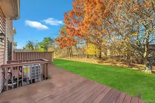 173 North Ln, Smithtown, NY 11787 - Photo 21