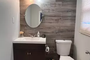 14 Redbrook Rd, Great Neck, NY 11024 - Photo 11