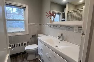 14 Redbrook Rd, Great Neck, NY 11024 - Photo 15