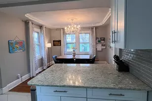 14 Redbrook Rd, Great Neck, NY 11024 - Photo 7