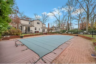 18 Leary Lane, Nesconset, NY 11767 - Photo 11