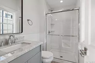 3421 Hawthorne Dr N, Wantagh, NY 11793 - Photo 21