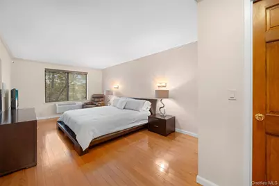 141 Great Neck Road #2G, Great Neck, NY 11021 - Photo 33