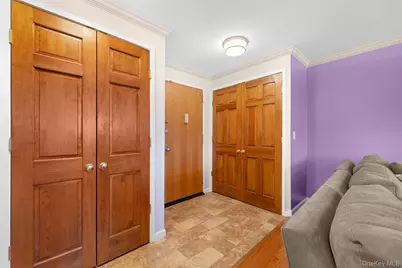 141 Great Neck Road #2G, Great Neck, NY 11021 - Photo 7