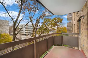 141 Great Neck Rd, Great Neck, NY 11021 - Photo 27