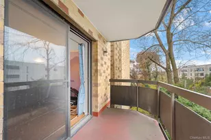 141 Great Neck Rd, Great Neck, NY 11021 - Photo 25