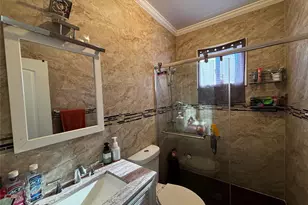 44 Buffet Pl, Huntington Station, NY 11746 - Photo 7