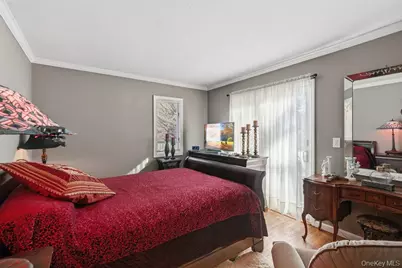 9 Lynch Street, Huntington Station, NY 11746 - Photo 19