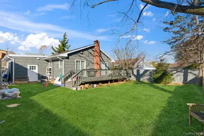 9 Lynch Street, Huntington Station, NY 11746 - Photo 29