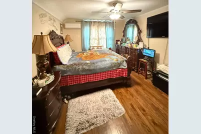 18906 121st Avenue, Saint Albans, NY 11412 - Photo 9