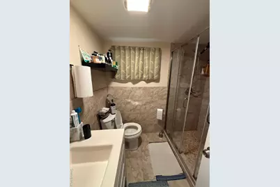 18906 121st Avenue, Saint Albans, NY 11412 - Photo 17