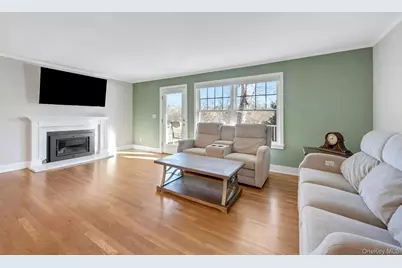 36 Lynwood Road, Scarsdale, NY 10583 - Photo 17