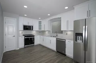 82 Village Green Dr, Port Jefferson Station, NY 11776 - Photo 3