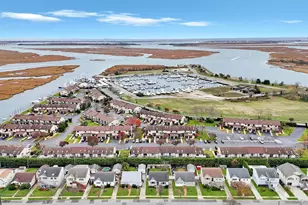 67 Howard Ave, Freeport, NY 11520 - Photo 5