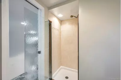 67 Howard Avenue, Freeport, NY 11520 - Photo 21