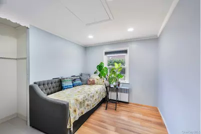 67 Howard Avenue, Freeport, NY 11520 - Photo 17