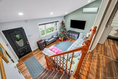 67 Howard Avenue, Freeport, NY 11520 - Photo 13