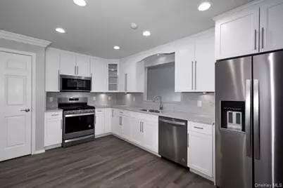 128 Village Green Drive #128, Port Jefferson Station, NY 11776 - Photo 3