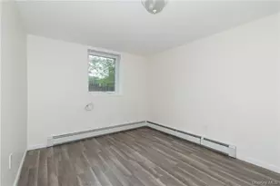 80 W Dorsey Ln, Hyde Park, NY 12538 - Photo 5