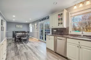 19 Hillside Ave, Suffern, NY 10901 - Photo 7