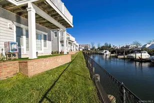 54 Ocean Watch Ct, Freeport, NY 11520 - Photo 29