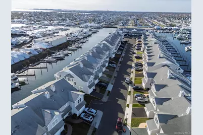 54 Ocean Watch Court #54, Freeport, NY 11520 - Photo 33