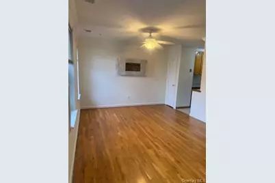 250 Artist Lake Drive, Middle Island, NY 11953 - Photo 5