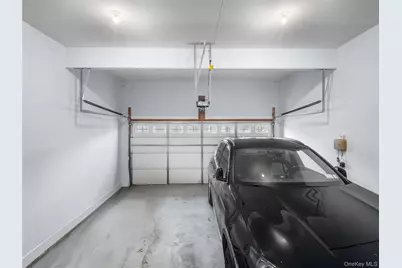 22 Preston Lane, Syosset, NY 11791 - Photo 31