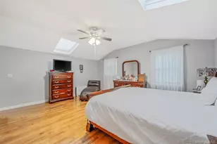 38 Farm Ln, Levittown, NY 11756 - Photo 19