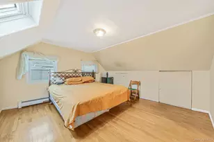 38 Farm Ln, Levittown, NY 11756 - Photo 17