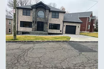 19 Sunlight Hill, Yonkers, NY 10704 - Photo 1