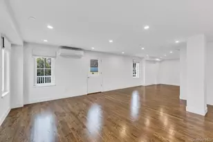 1431 Old Northern Blvd, Roslyn, NY 11576 - Photo 7