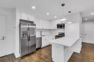 1431 Old Northern Blvd, Roslyn, NY 11576 - Photo 3