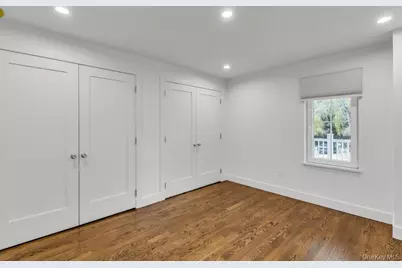 1431 Old Northern Boulevard #3, Roslyn, NY 11576 - Photo 13