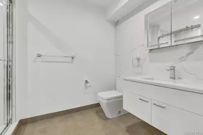 1431 Old Northern Boulevard #3, Roslyn, NY 11576 - Photo 15