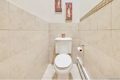 17 Oxford Street, Malverne, NY 11565 - Photo 23