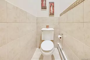 17 Oxford St, Malverne, NY 11565 - Photo 23