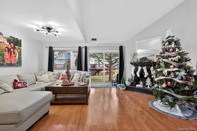 36 Sycamore Court, Highland Mills, NY 10930 - Photo 9