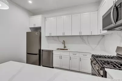 1431 Old Northern Boulevard #2, Roslyn, NY 11576 - Photo 7