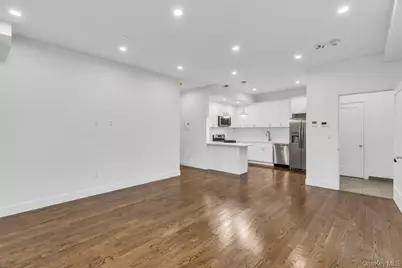 1431 Old Northern Boulevard #1, Roslyn, NY 11576 - Photo 11