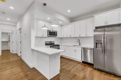 1431 Old Northern Boulevard #1, Roslyn, NY 11576 - Photo 15