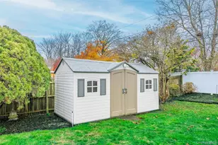 42 Tulip Grove Dr, Lake Grove, NY 11755 - Photo 37